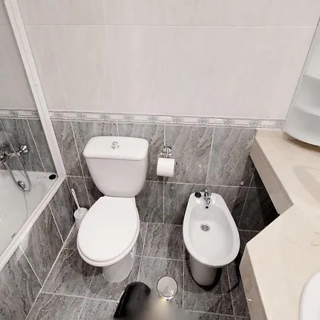 Very Family Apartment, Direct Pool Access Apartment Marbella