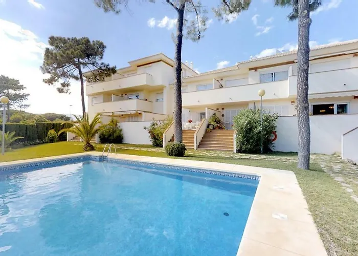Very Family Apartment, Direct Pool Access Apartment *