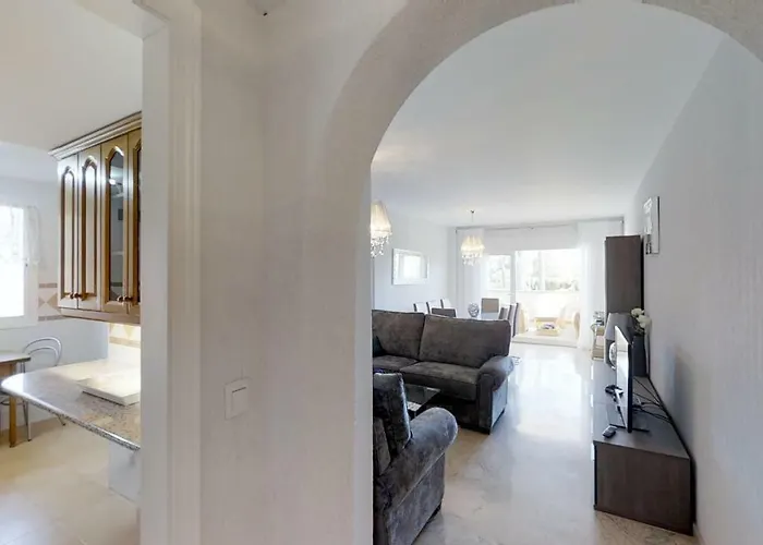Apartment Very Family Apartment, Direct Pool Access Marbella