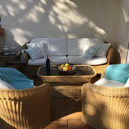 Very Family Apartment, Direct Pool Access マルベーリャ